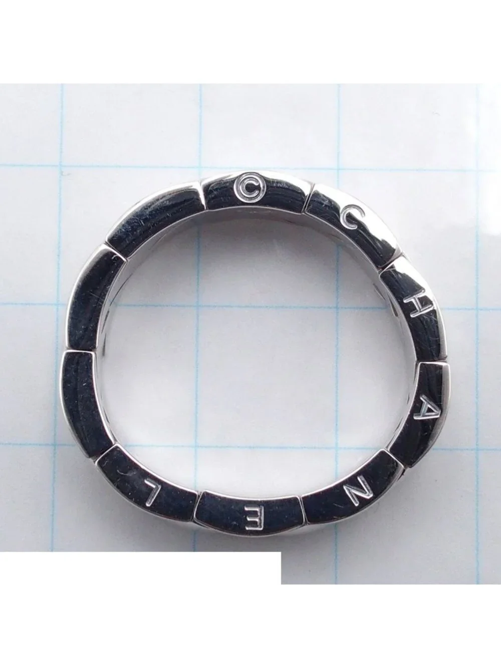 CHANEL not cartier